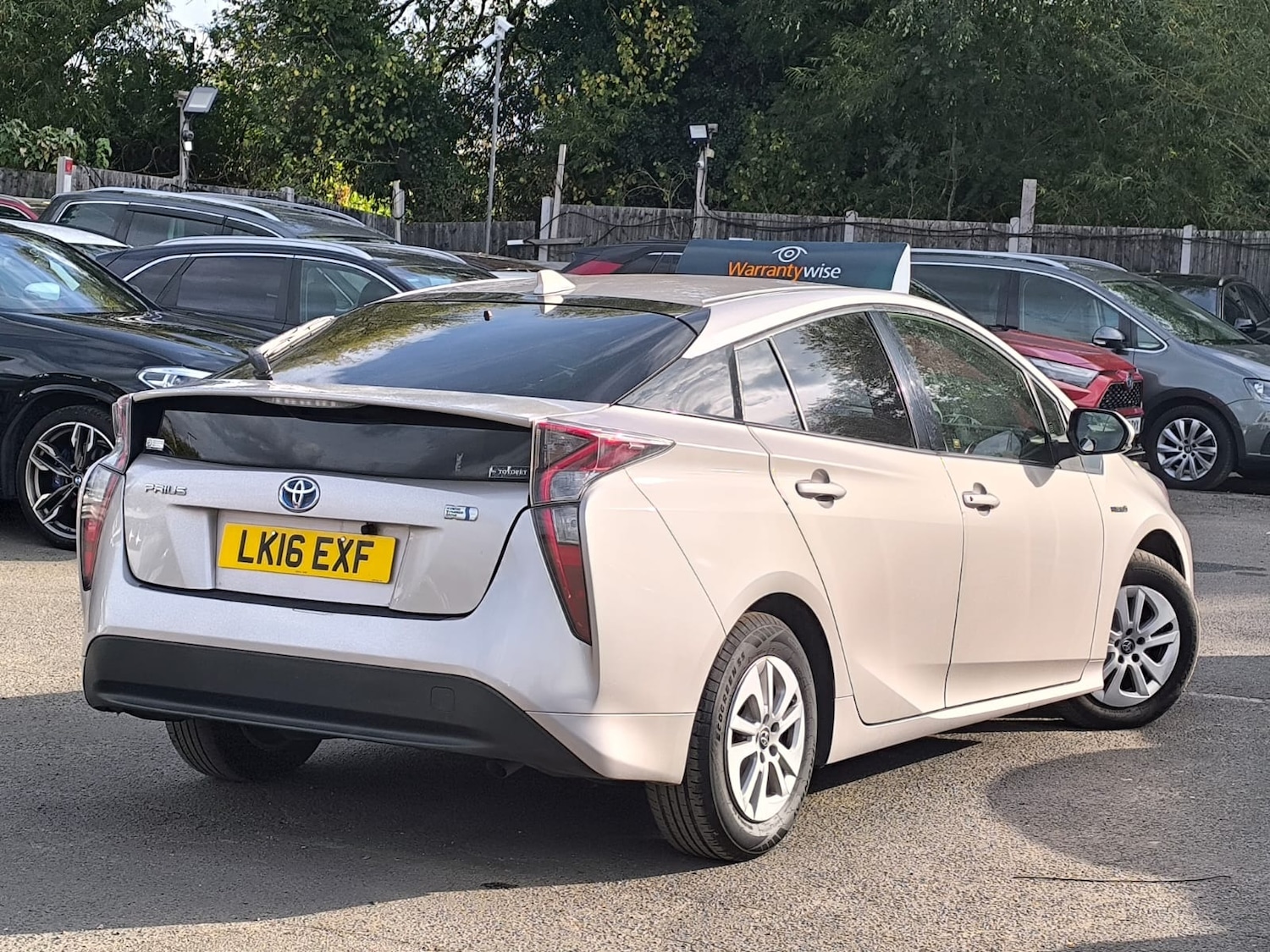 Used Toyota Prius 2016 for sale - 76159769: Photo 3