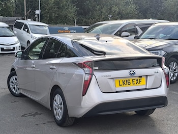 Used Toyota Prius 2016 for sale - 76159769: Photo 4