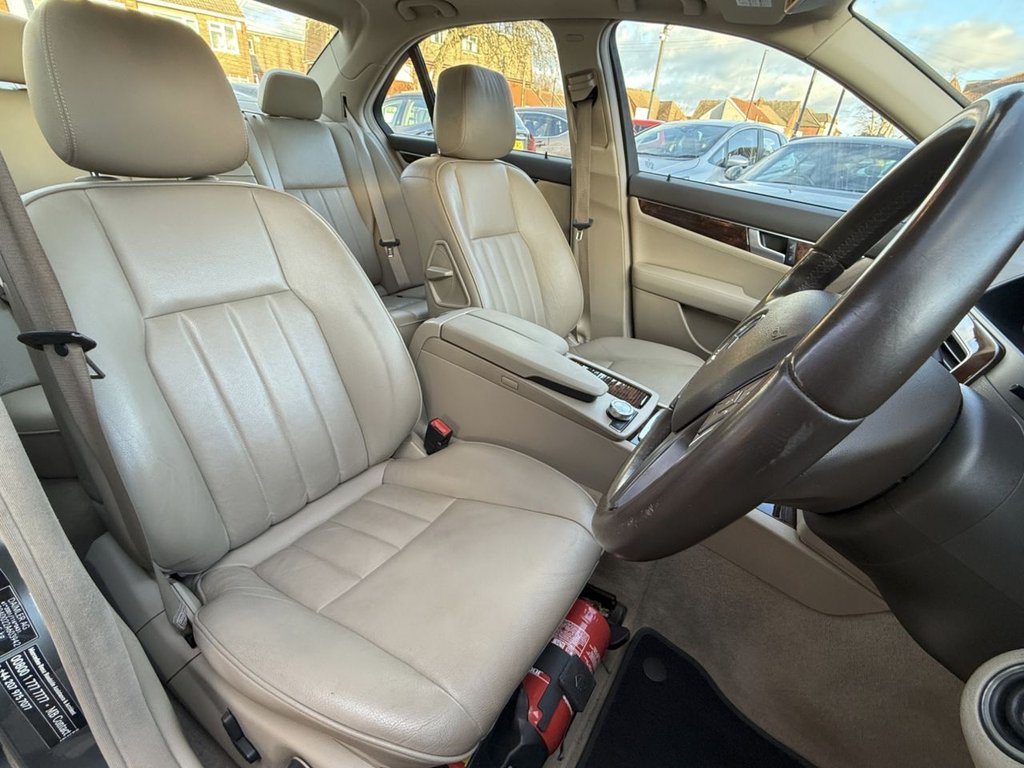 Used Mercedes-Benz C Class 2011 for sale - 77084786: Photo 26