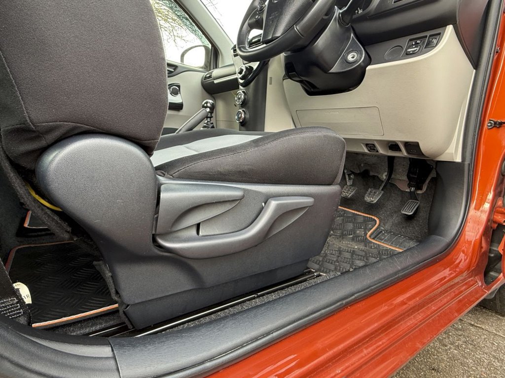 Used Toyota IQ 2013 for sale - 77319443: Photo 35