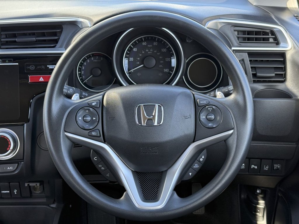 Used Honda Jazz 2017 for sale - 77891249: Photo 11