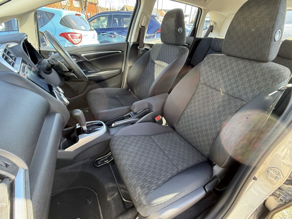 Used Honda Jazz 2017 for sale - 77891249: Photo 24