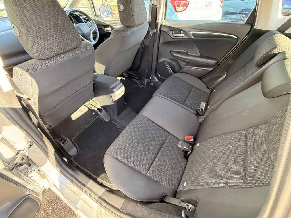 Used Honda Jazz 2017 for sale - 77891249: Photo 26