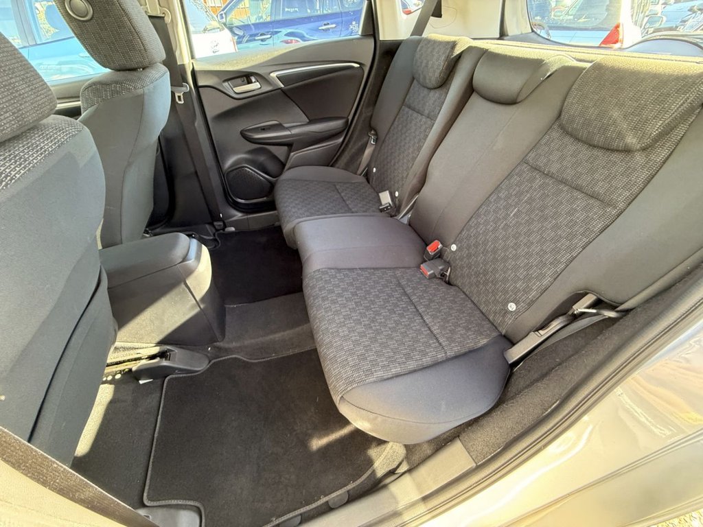 Used Honda Jazz 2017 for sale - 77891249: Photo 27