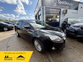 2012 (12) - 1.6 125 Zetec 5dr