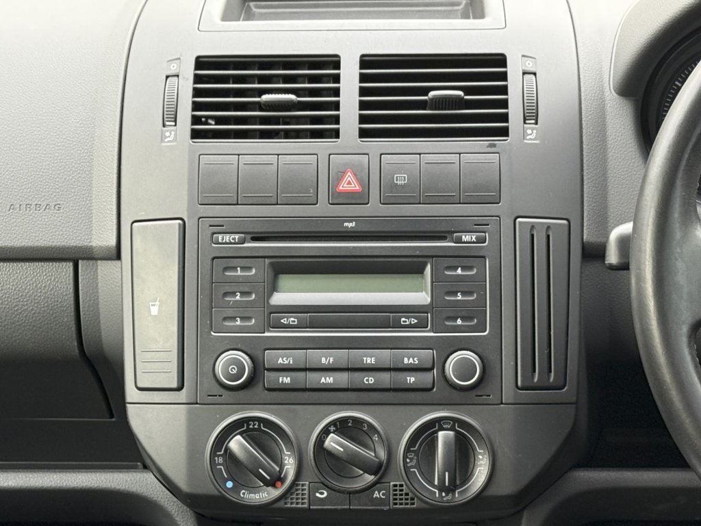 Used Volkswagen Polo 2009 for sale - 76287167: Photo 15