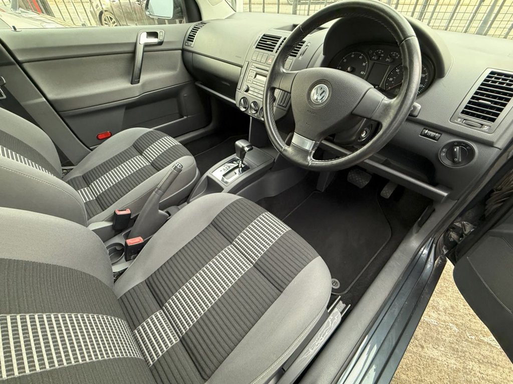 Used Volkswagen Polo 2009 for sale - 76287167: Photo 22