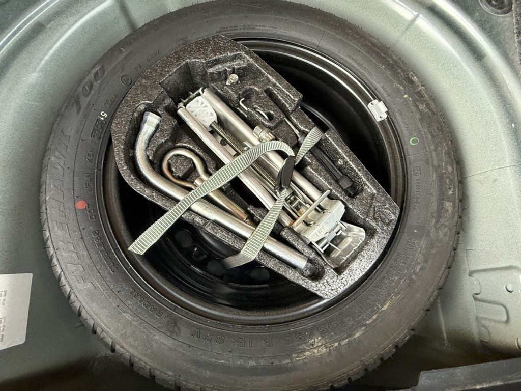 Used Volkswagen Polo 2009 for sale - 76287167: Photo 32