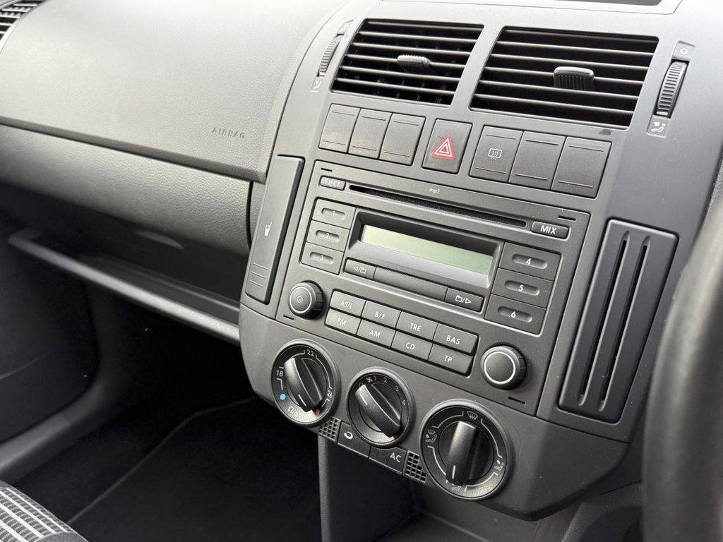 Used Volkswagen Polo 2009 for sale - 76287167: Photo 40