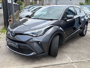 Used Toyota C-HR 2021 for sale - 78781004: Photo
