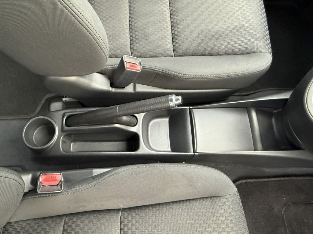 Used Honda Civic 2005 for sale - 77621605: Photo 17