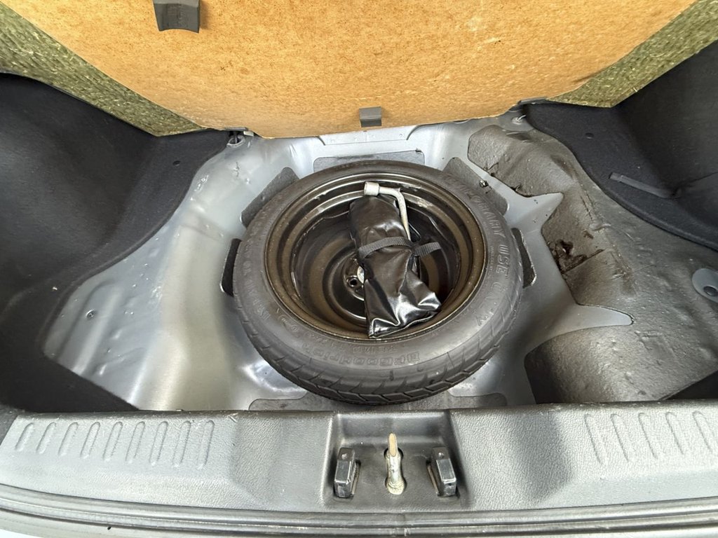 Used Honda Civic 2005 for sale - 77621605: Photo 20