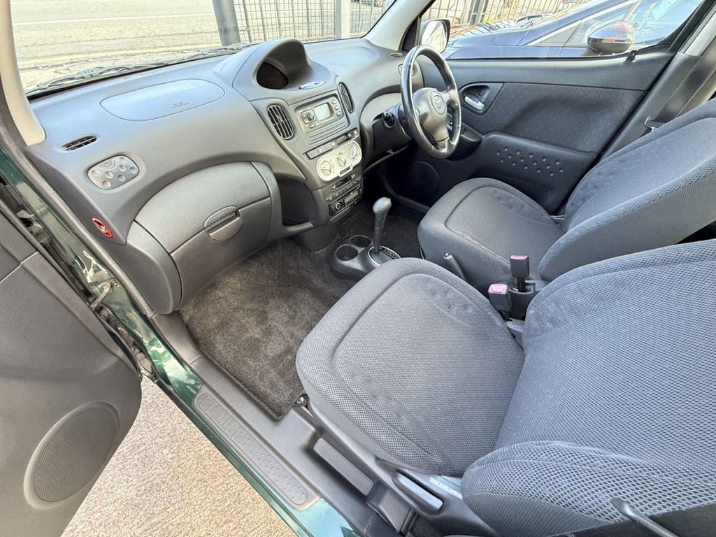 Used Toyota Yaris Verso 2005 for sale - 76867729: Photo 26