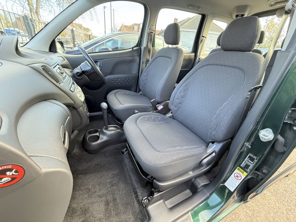 Used Toyota Yaris Verso 2005 for sale - 76867729: Photo 27