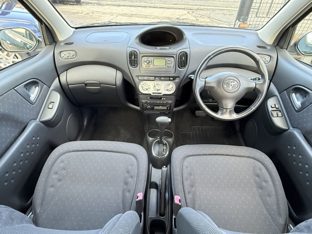 Used Toyota Yaris Verso 2005 for sale - 76867729: Photo 8