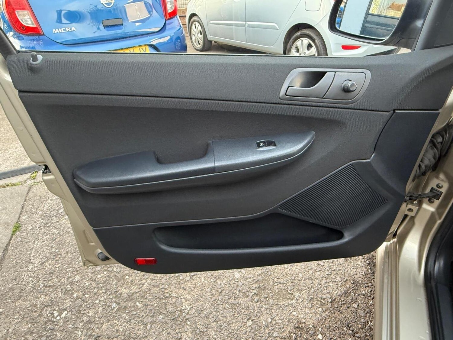 Vehicle 28