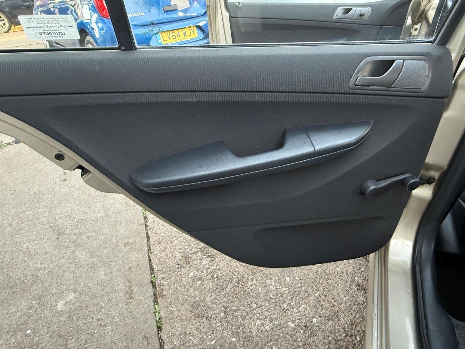 Vehicle 29
