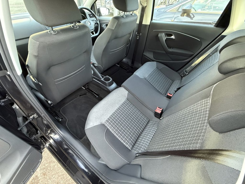 Used Volkswagen Polo 2015 for sale - 76848313: Photo 18