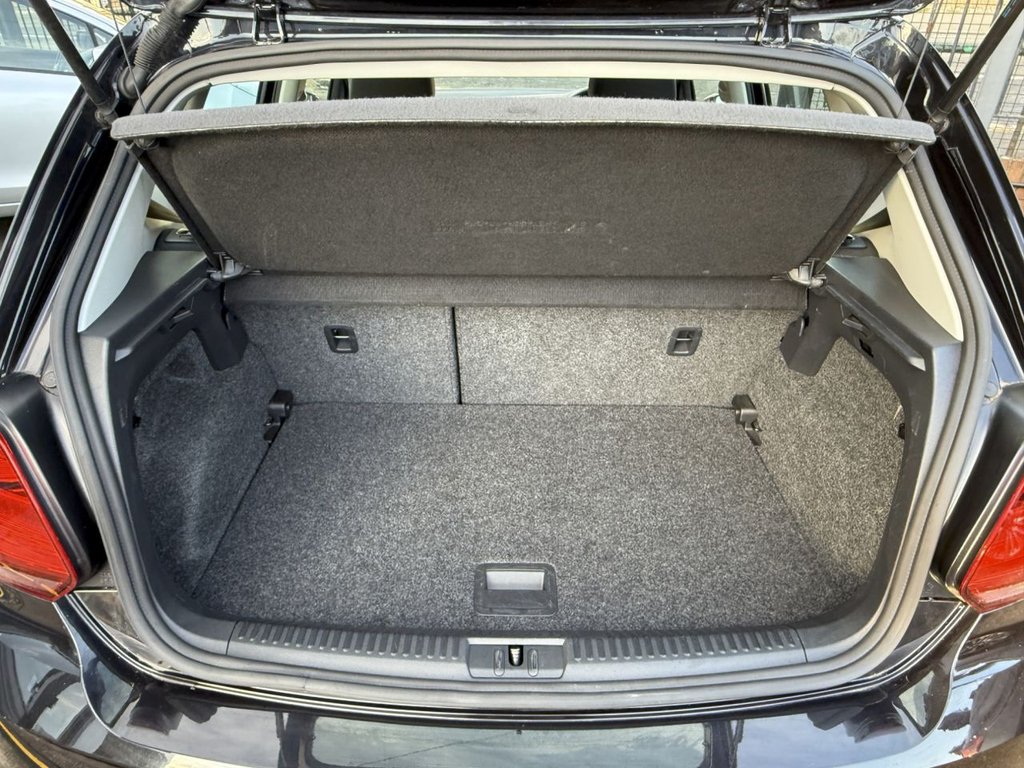 Used Volkswagen Polo 2015 for sale - 76848313: Photo 19