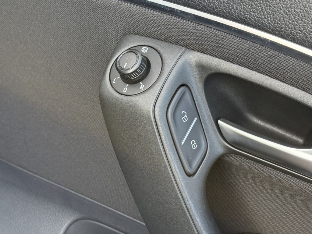 Used Volkswagen Polo 2015 for sale - 76848313: Photo 40