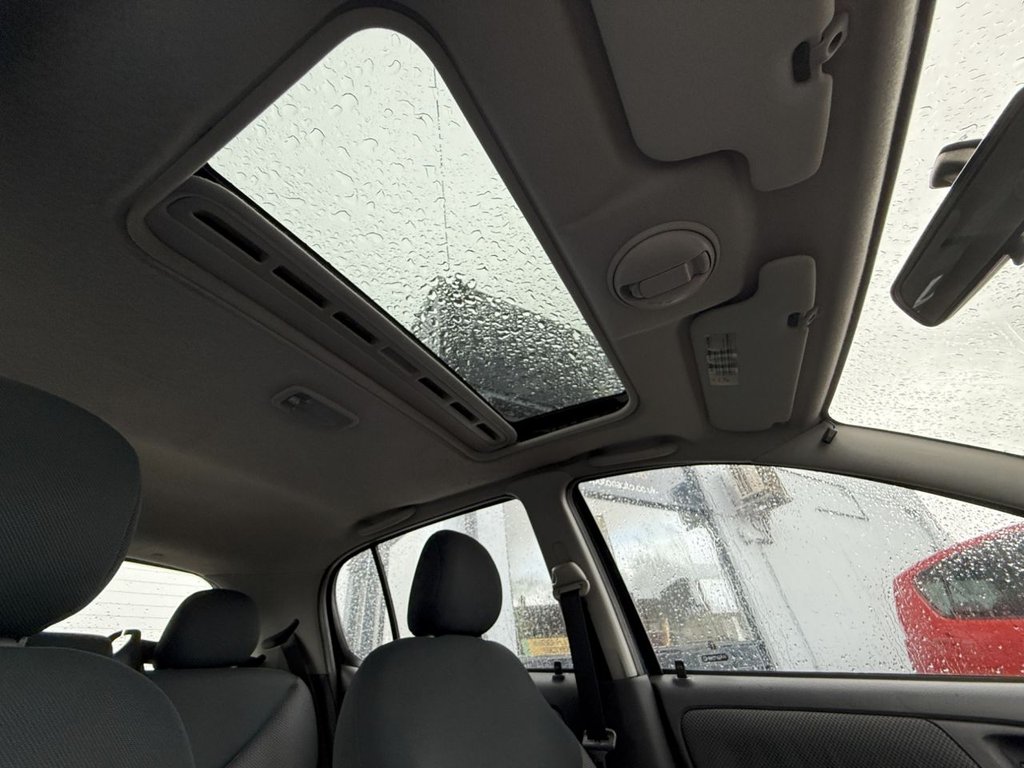 Used Toyota Yaris 2005 for sale - 76439193: Photo 20