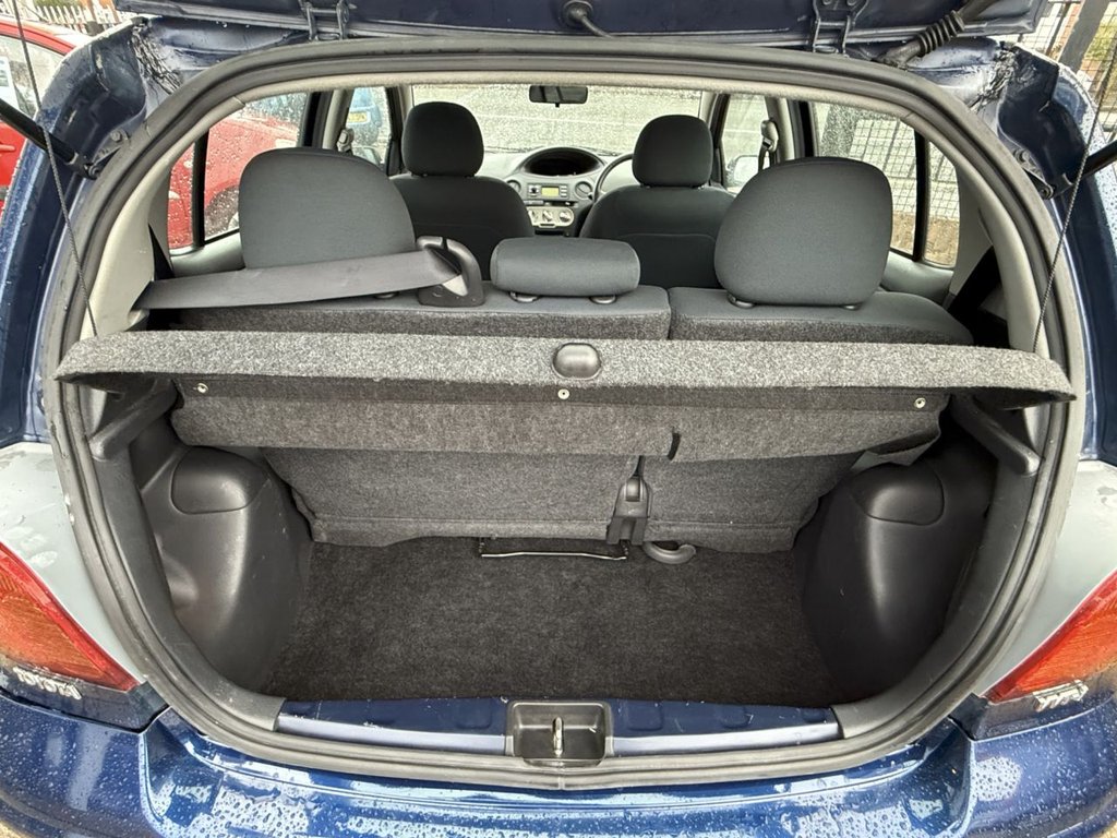 Used Toyota Yaris 2005 for sale - 76439193: Photo 32