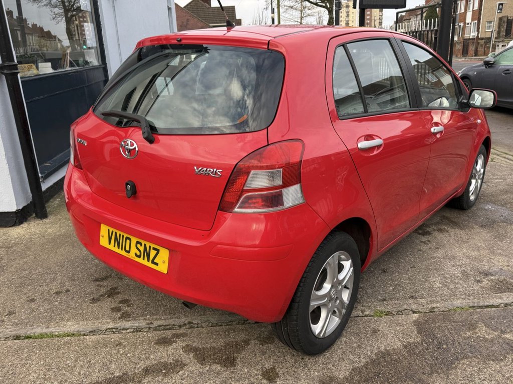Used Toyota Yaris 2010 for sale - 76848323: Photo 11