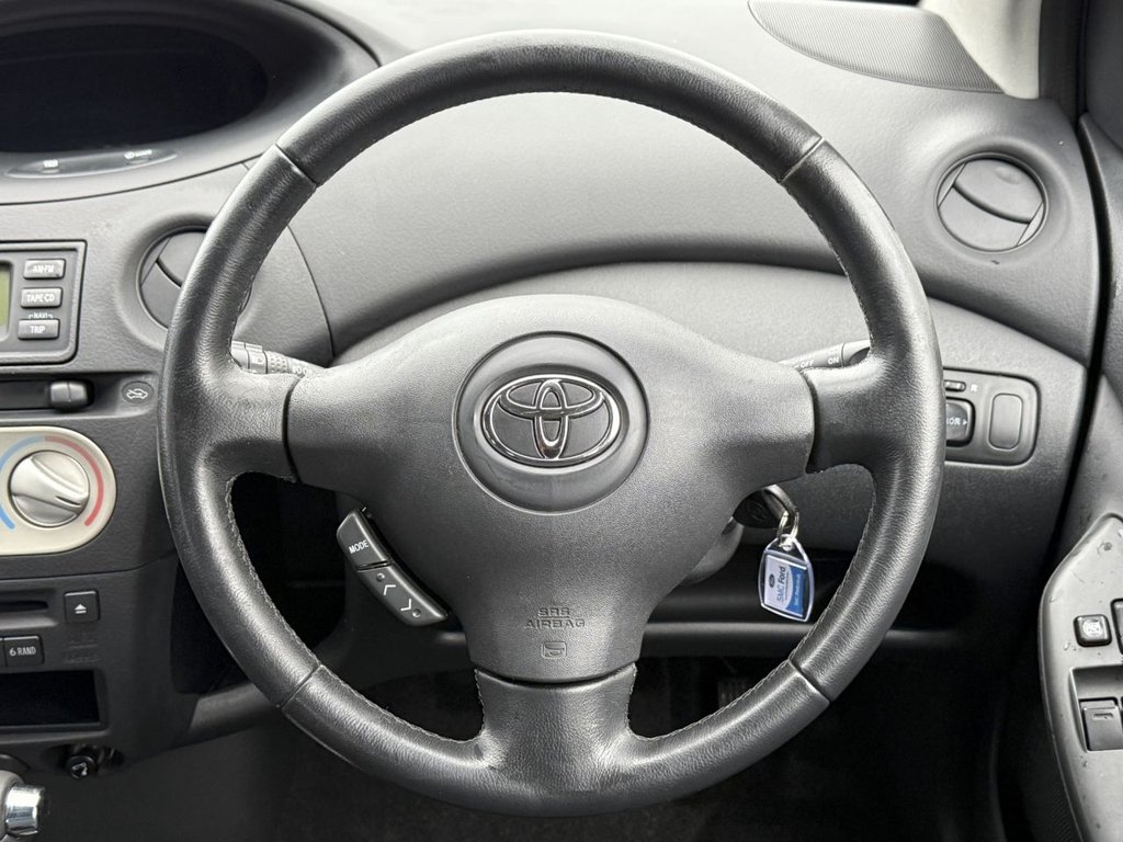 Used Toyota Yaris 2005 for sale - 77084792: Photo 17