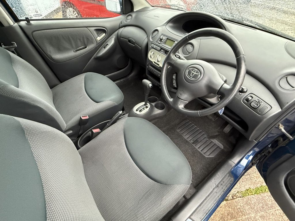 Used Toyota Yaris 2005 for sale - 77084792: Photo 25