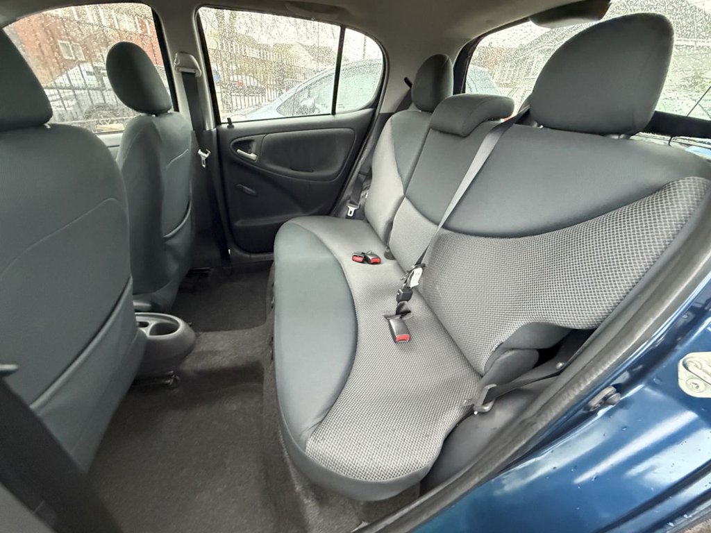 Used Toyota Yaris 2005 for sale - 77084792: Photo 31