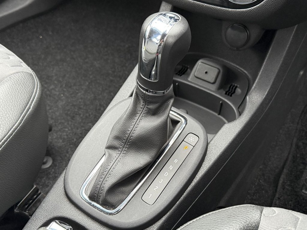 Used Vauxhall Corsa 2013 for sale - 76429630: Photo 18