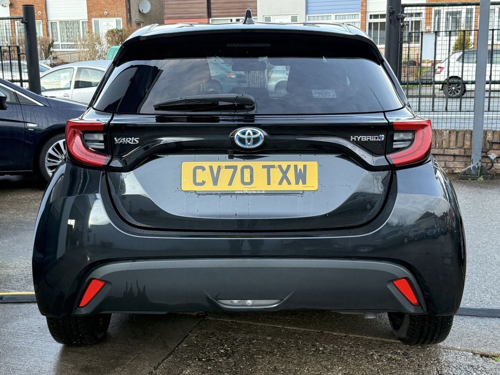 Used Toyota Yaris 2020 for sale - 77212219: Photo 16