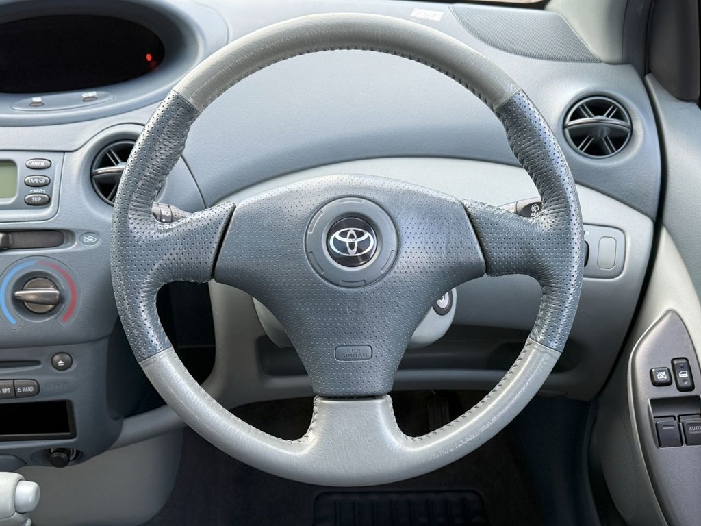 Used Toyota Yaris 2002 for sale - 76439194: Photo 17