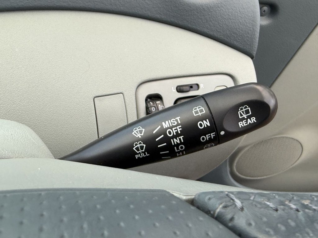 Used Toyota Yaris 2002 for sale - 76439194: Photo 42