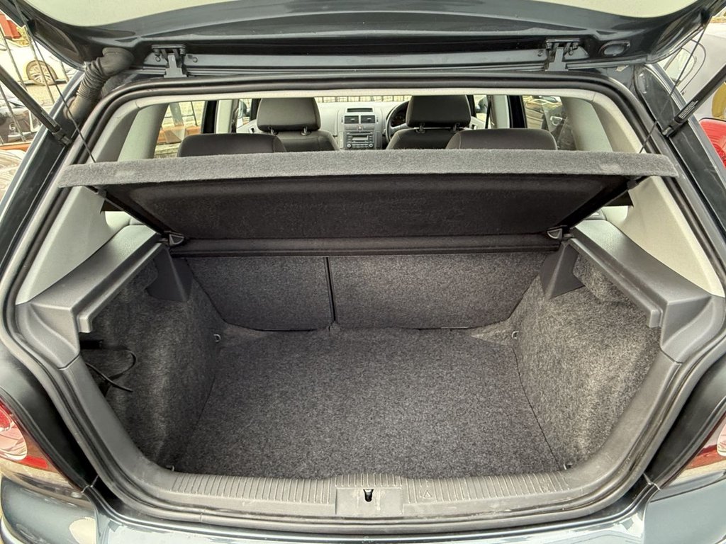 Used Volkswagen Polo 2009 for sale - 77463426: Photo 28