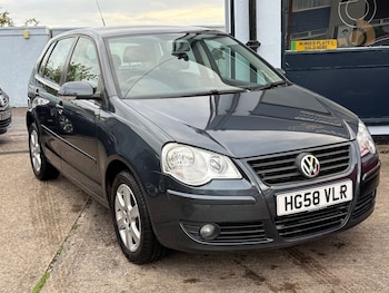 Used Volkswagen Polo 2009 for sale - 77463426: Photo