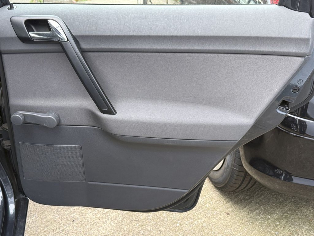 Used Volkswagen Polo 2009 for sale - 77463426: Photo 32