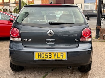 Used Volkswagen Polo 2009 for sale - 77463426: Photo