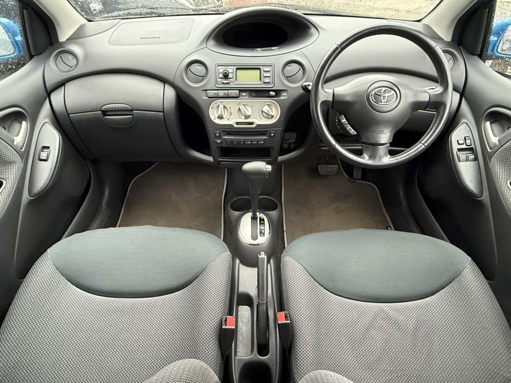 Used Toyota Yaris 2003 for sale - 77212868: Photo 11