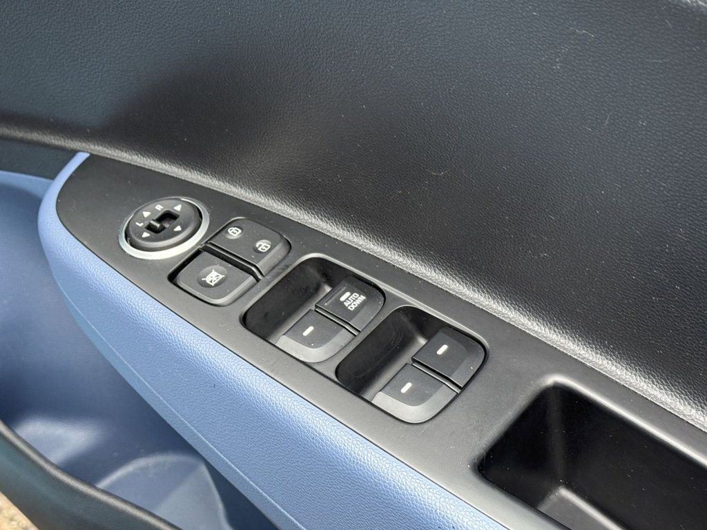 Used Hyundai i10 2015 for sale - 77384626: Photo 20