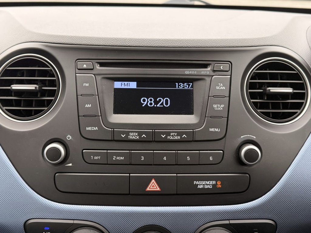 Used Hyundai i10 2015 for sale - 77384626: Photo 21