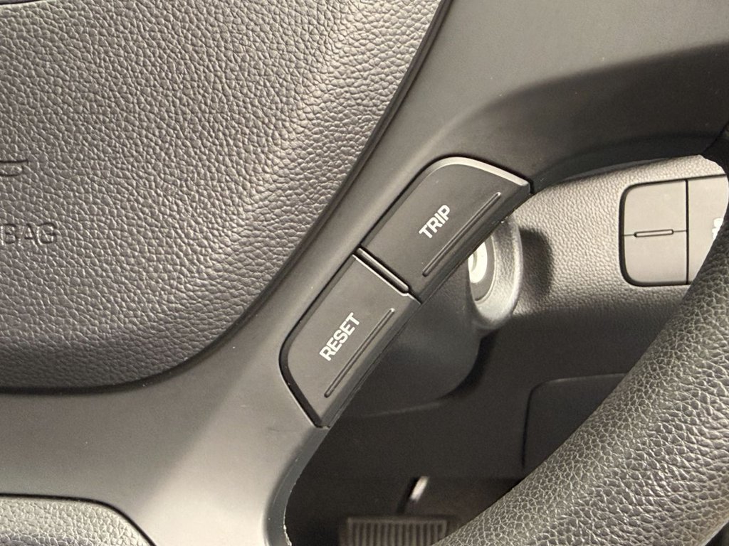 Used Hyundai i10 2015 for sale - 77384626: Photo 42