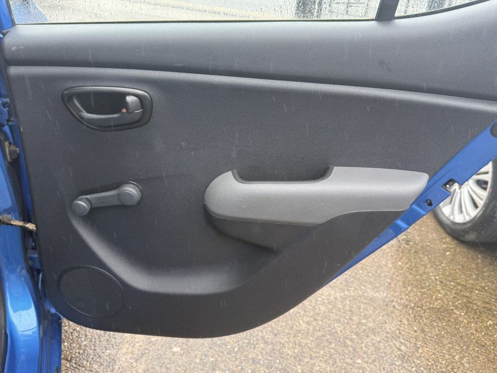 Used Hyundai i10 2009 for sale - 78181197: Photo 27