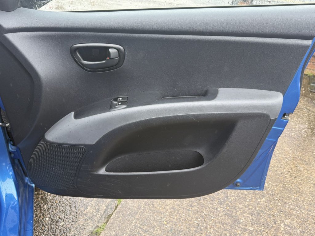 Used Hyundai i10 2009 for sale - 78181197: Photo 28