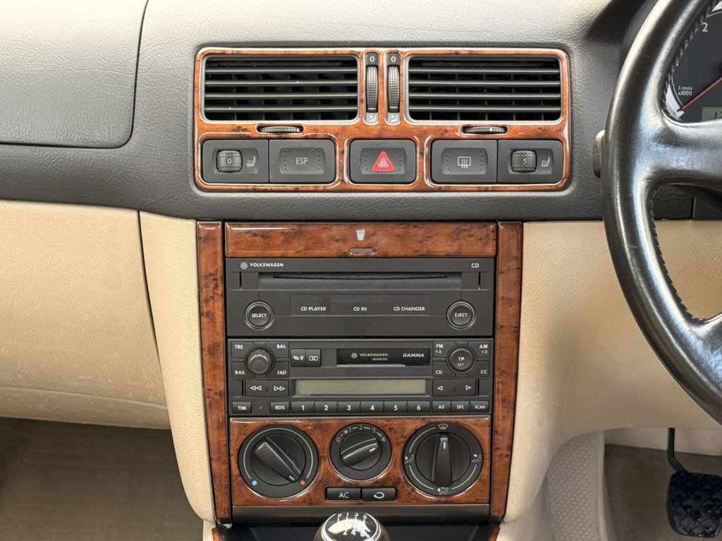 Used Volkswagen Bora 2005 for sale - 77319517: Photo 10