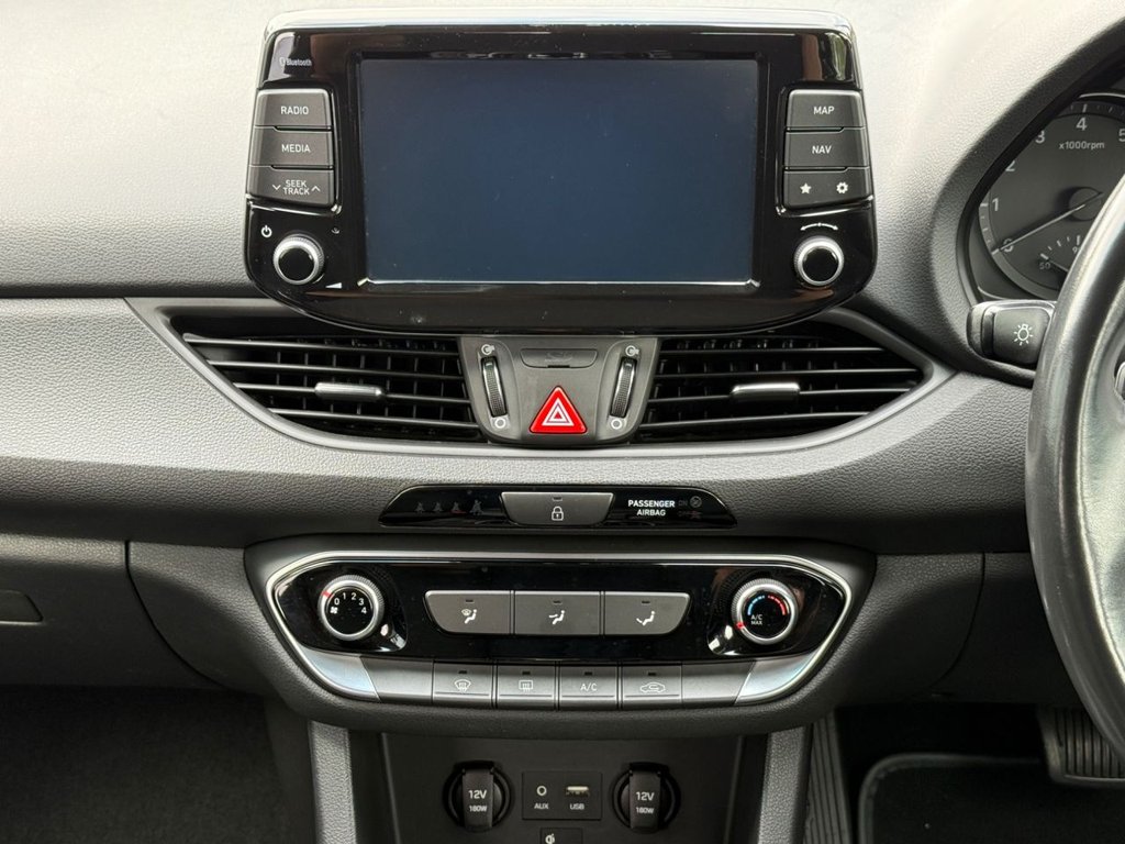 Used Hyundai i30 2018 for sale - 76429556: Photo 15