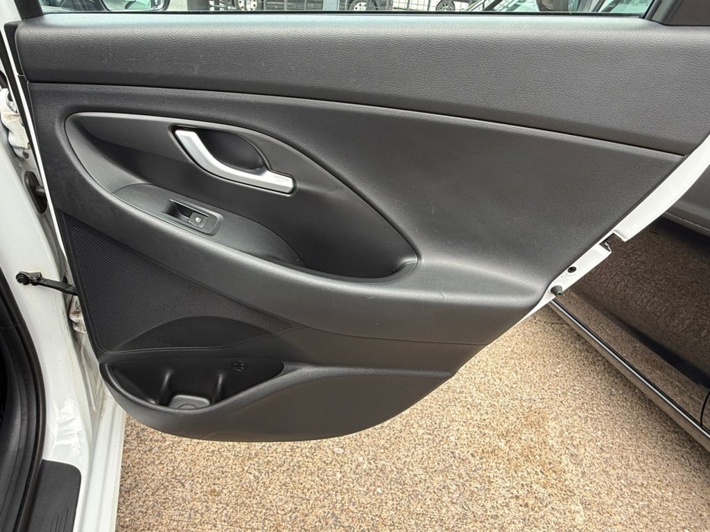 Used Hyundai i30 2018 for sale - 76429556: Photo 36