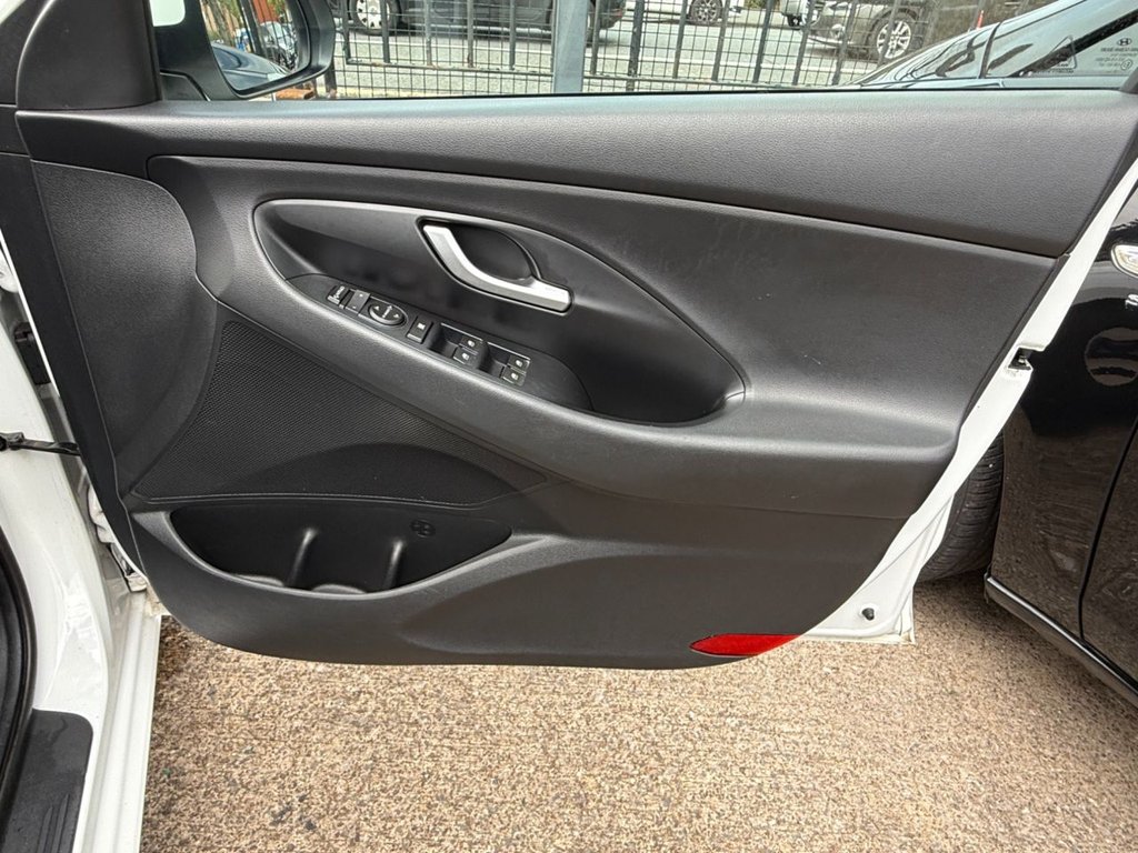 Used Hyundai i30 2018 for sale - 76429556: Photo 37