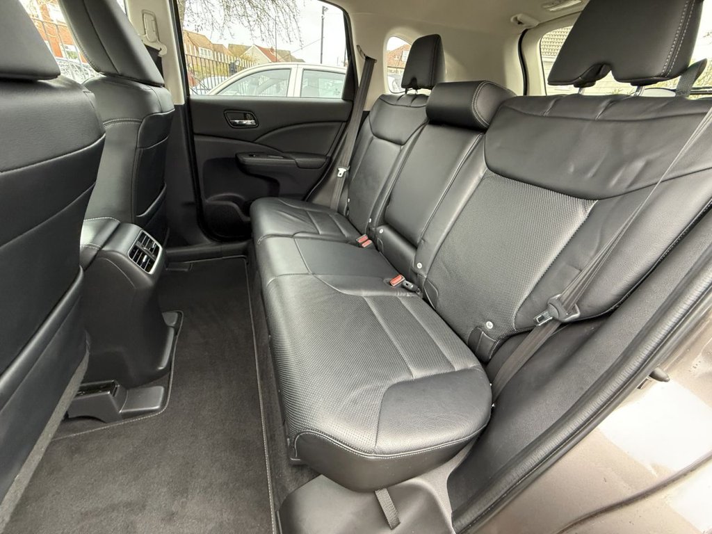 Used Honda CR-V 2018 for sale - 76429628: Photo 30