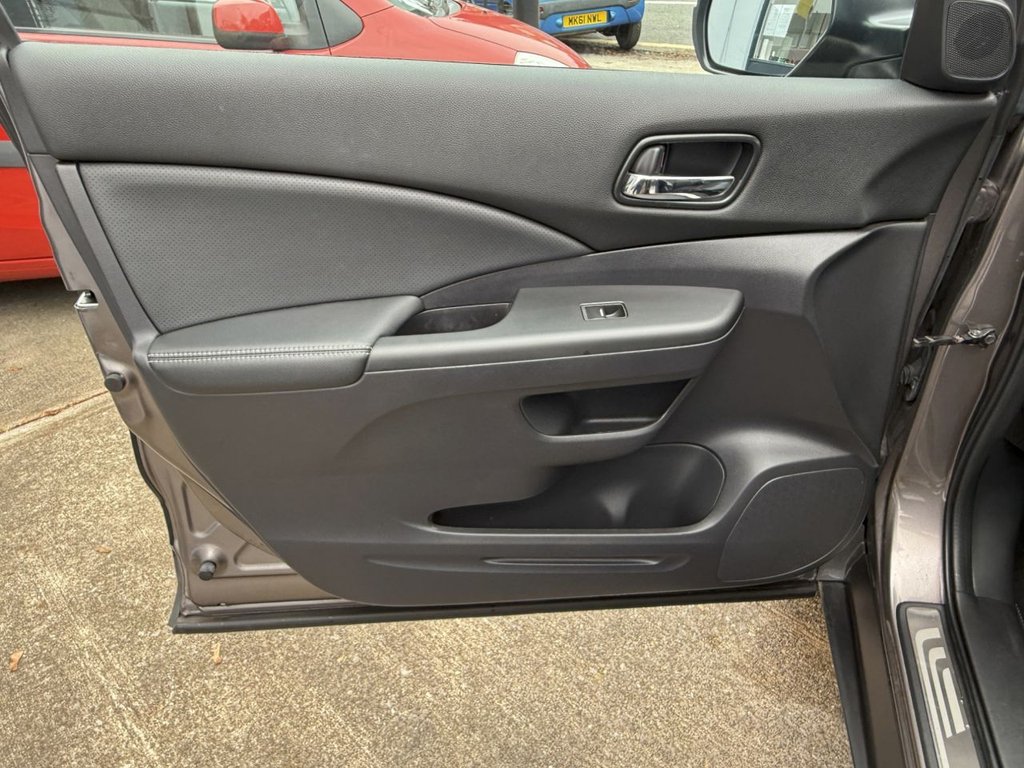 Used Honda CR-V 2018 for sale - 76429628: Photo 39